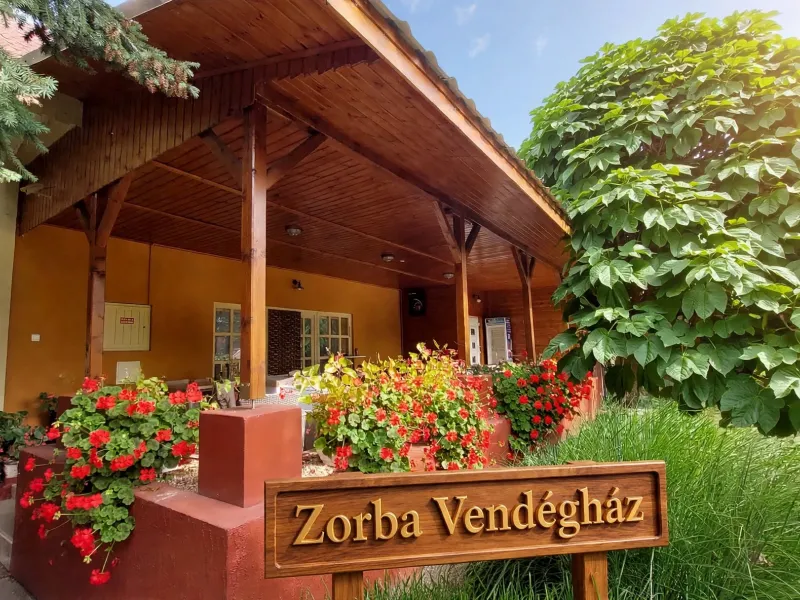 Zorba Vendégház terasza