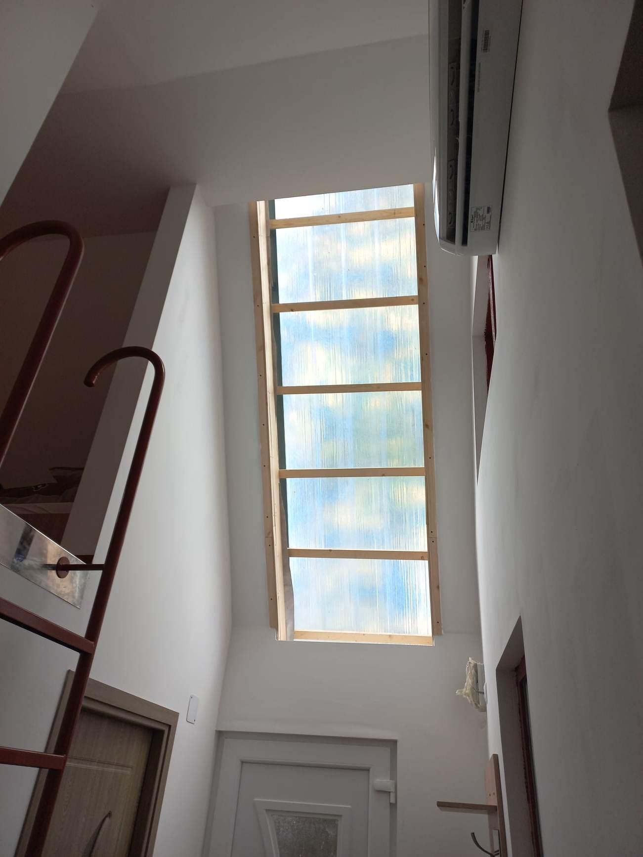 az új előszoba/főbejárat