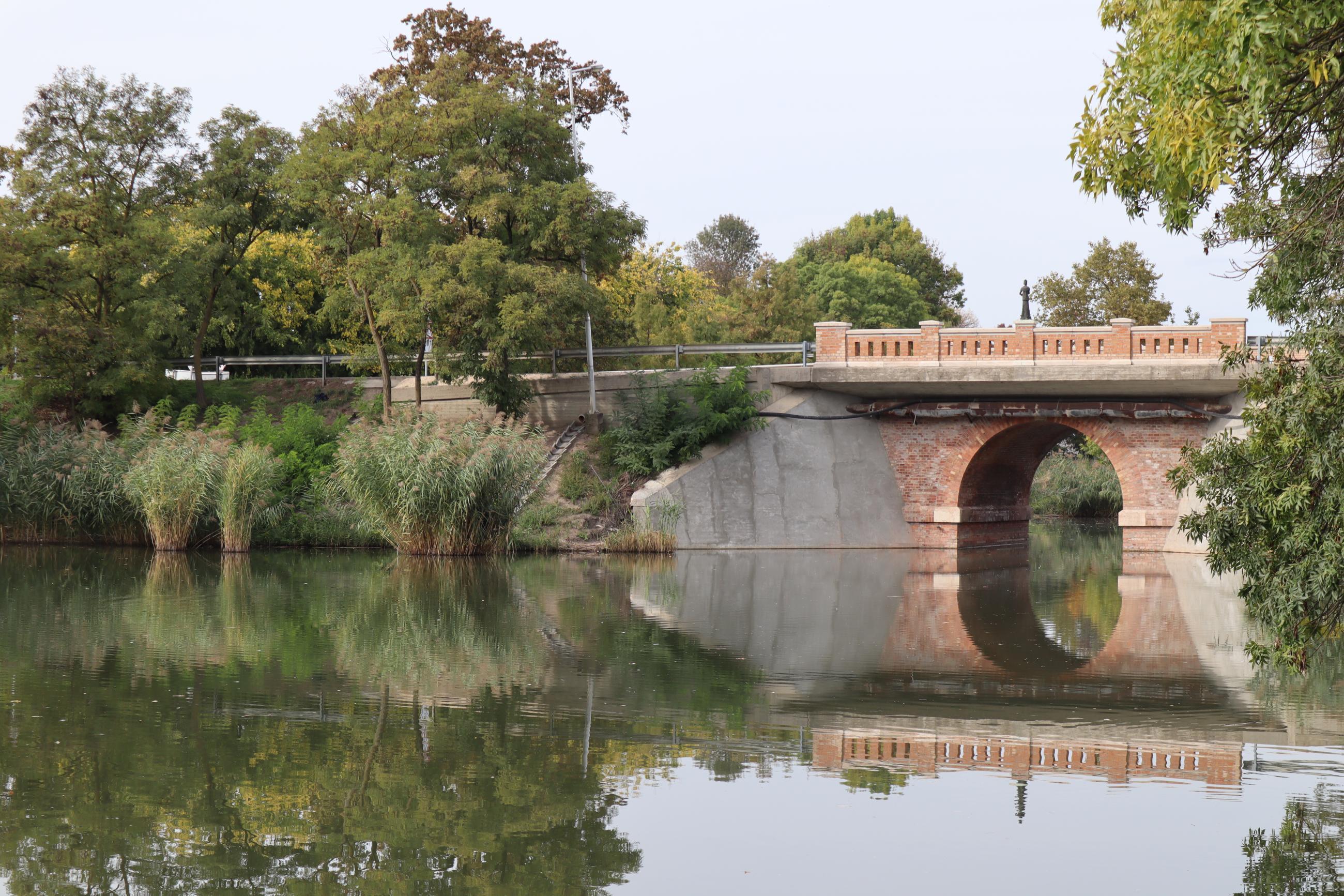 a Hantoskerti holtág
