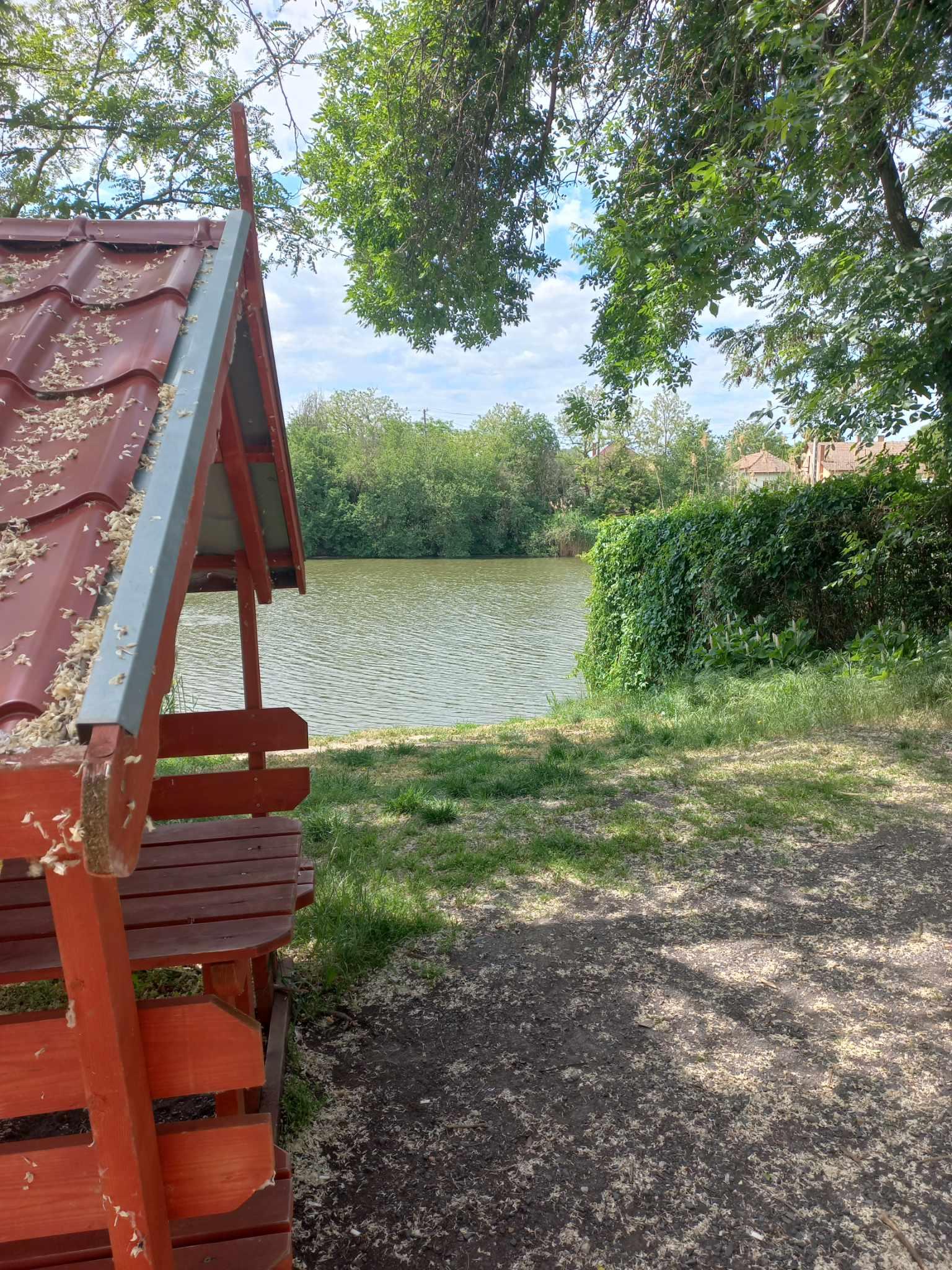 saját kiülőnk a vízparton