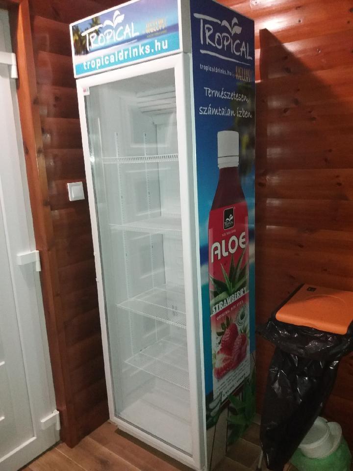 sörhűtő a teraszon