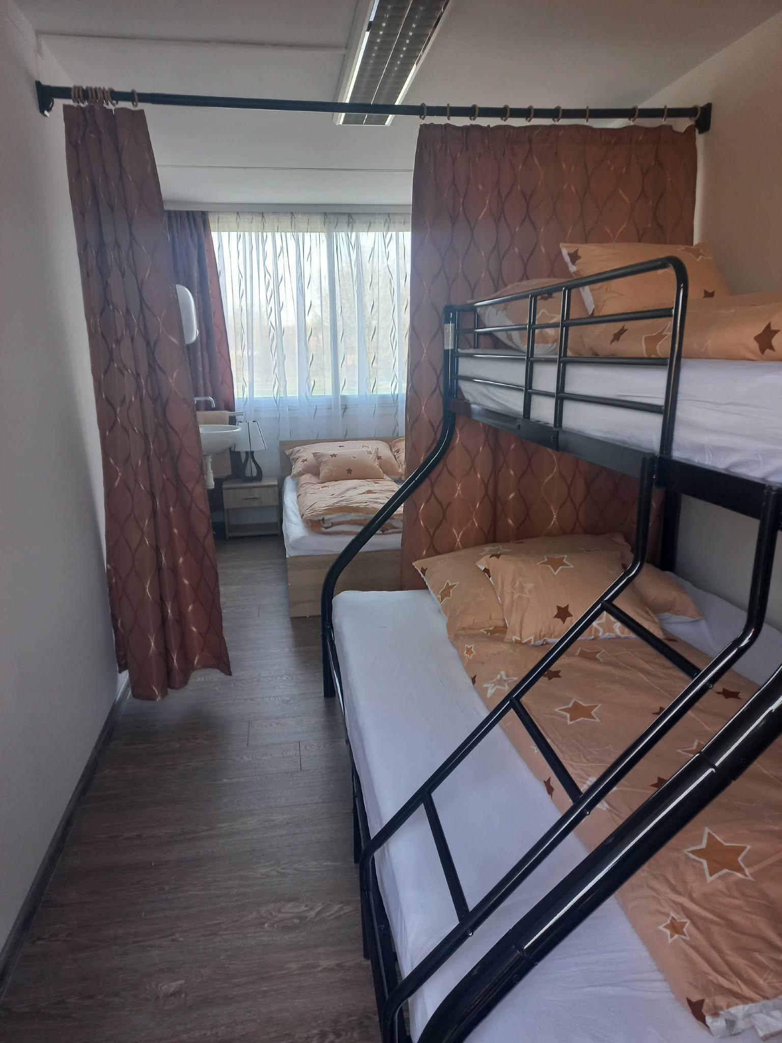 családi szoba az emeleten